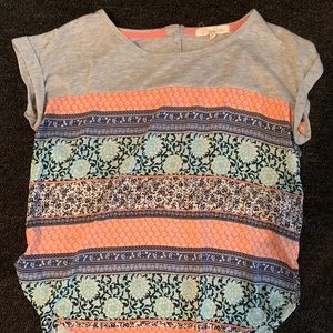 Fun patterned short sleeve top!